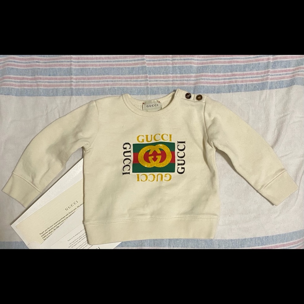 Baby sweater